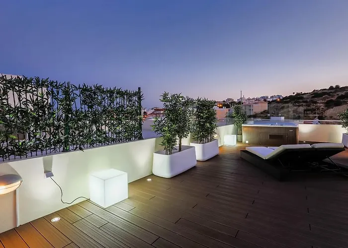 市中心d阁楼公寓 *